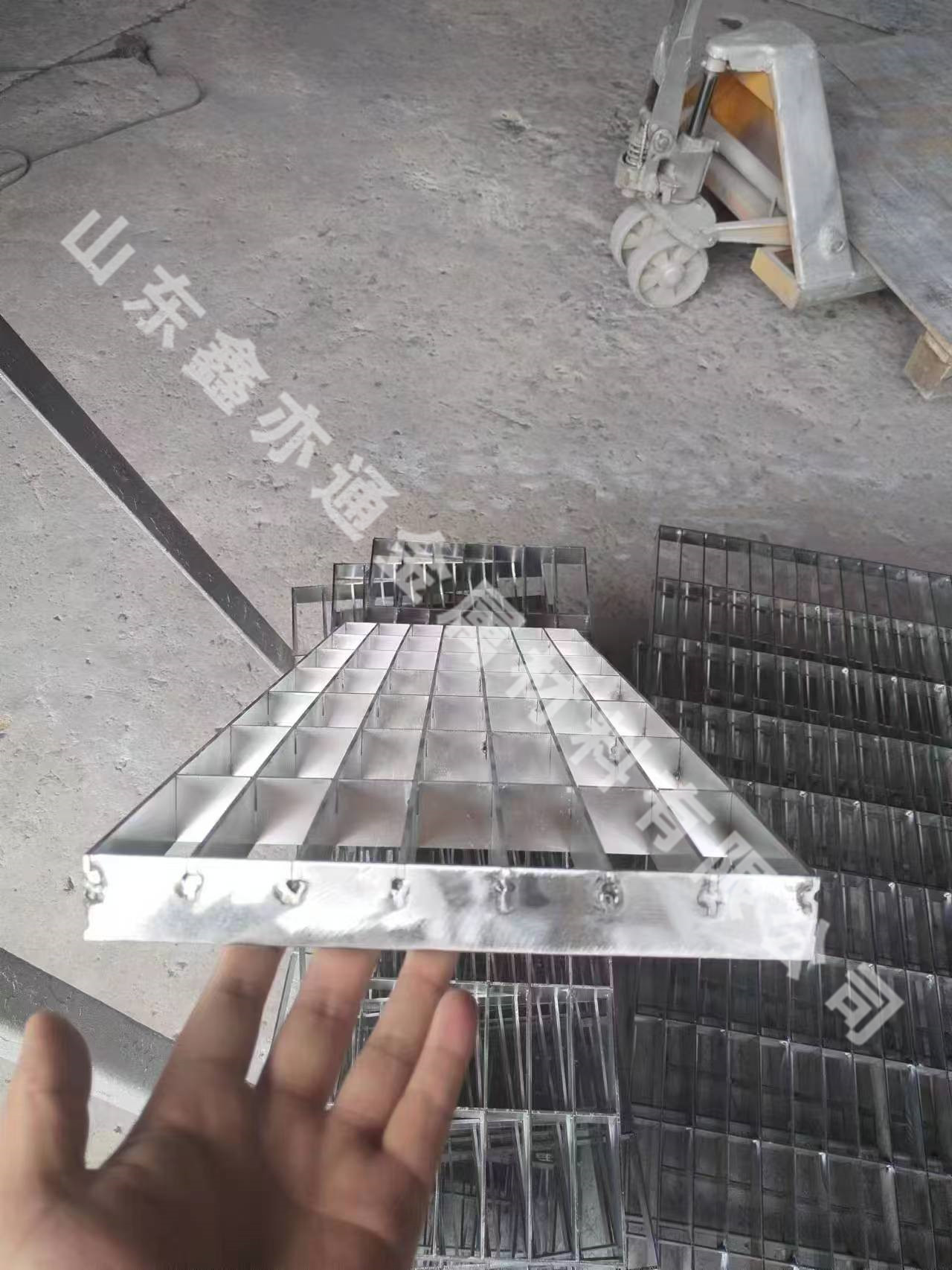 201不锈钢格栅